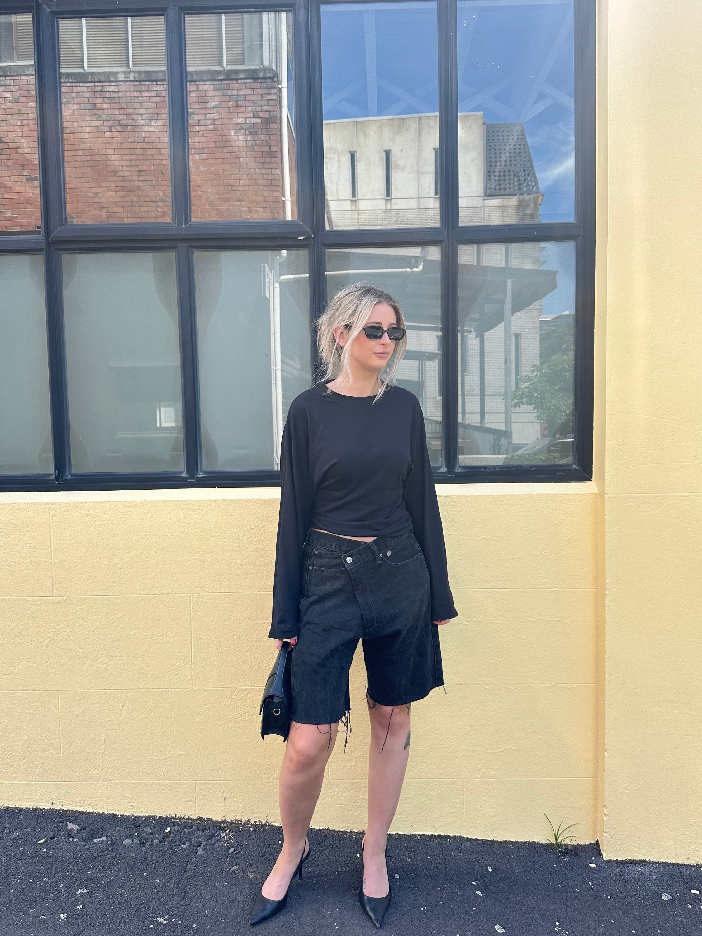 CROSSOVER SHORT - BLACK