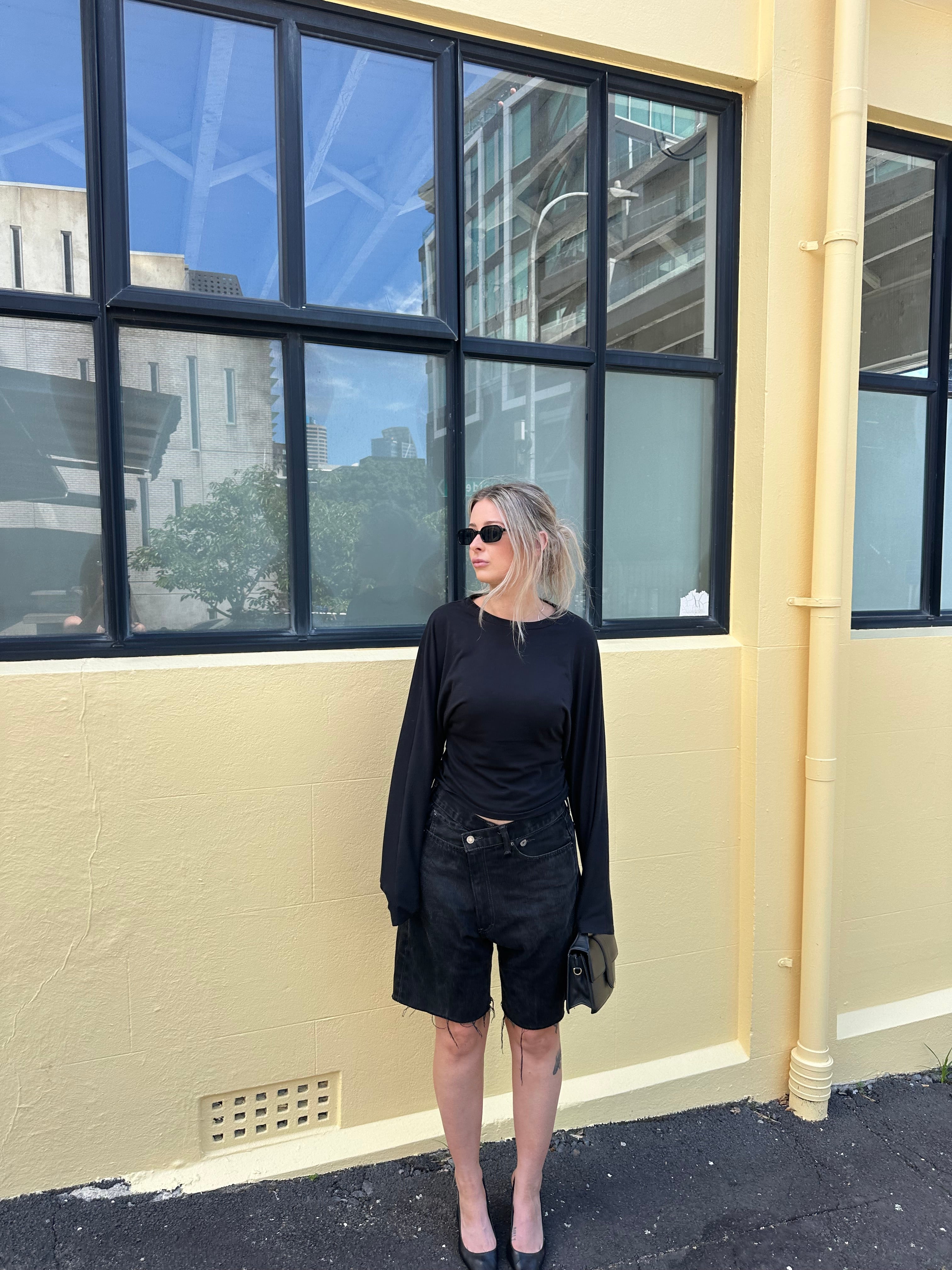 CROSSOVER SHORT - BLACK