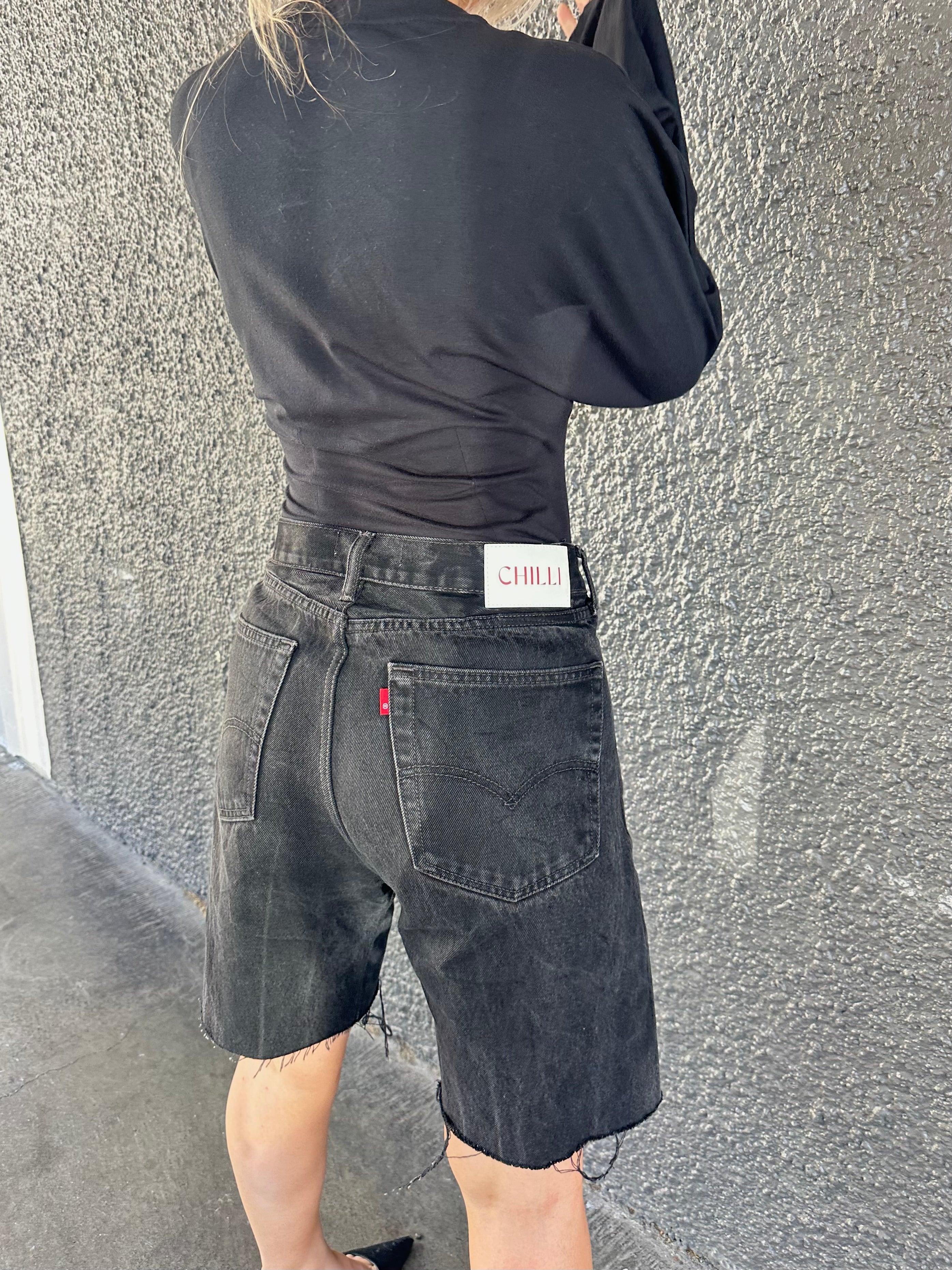 CROSSOVER SHORT - BLACK